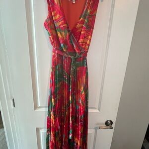 Studio One- size 10-Vivid Red Multicolor Faux Wrap Maxi Dress